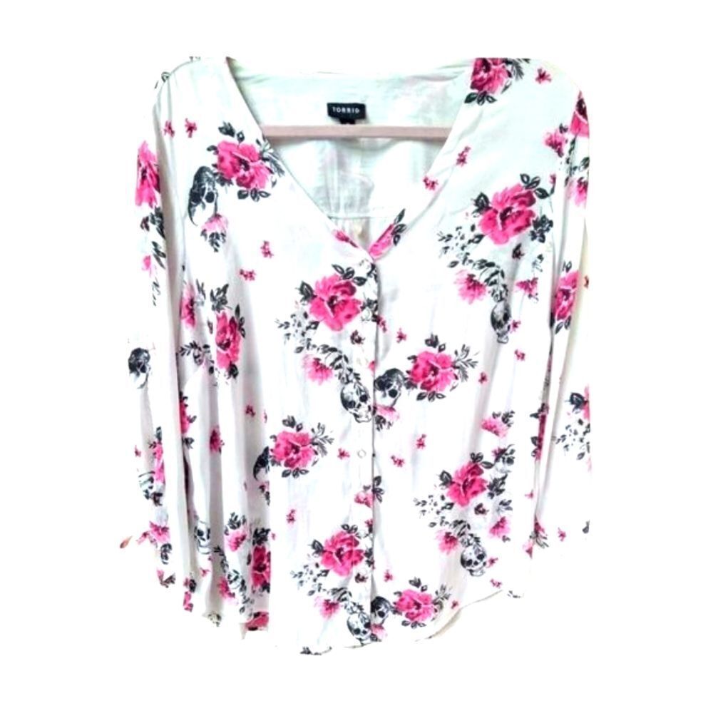 TORRID Size large v-neck tie -up longsleeve sheer floral Skull detail blouse - Picture 2 of 14